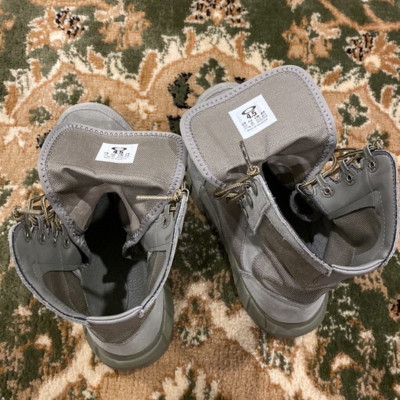 Oakley boots - Picture 3 of 4